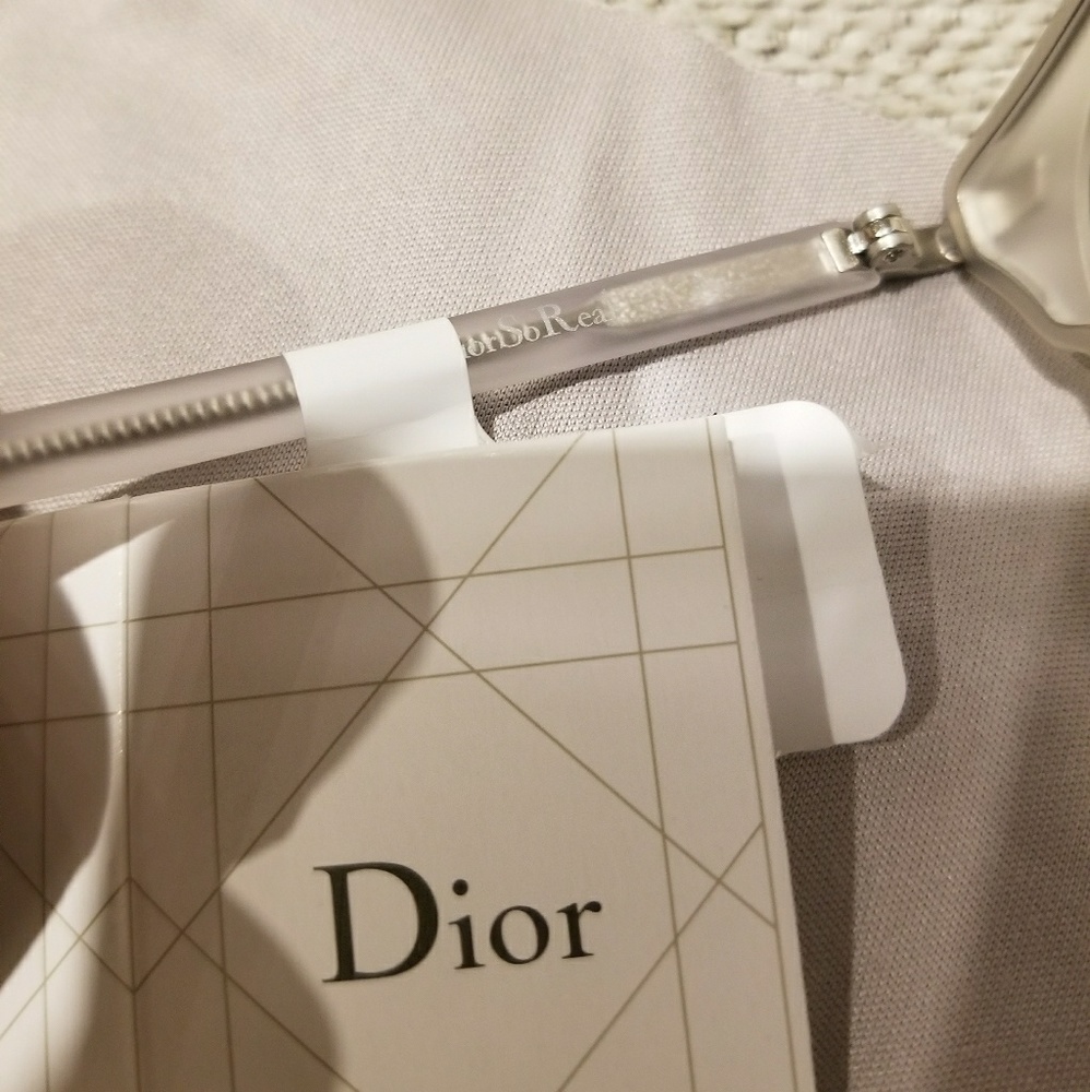 🚫SOLD🚫BRAND NEW Dior 'DiorSoReal' Sunglasses - Picture 6 of 8